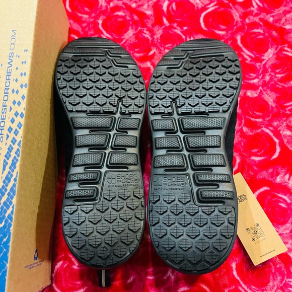 ❤️Shoes ForCrews EverlightWomen's Slip Resistant Work Shoes, Black Knit Sneakers - Picture 14 of 16